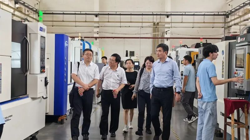 直线导轨机械手：揭秘其核心技术与品牌排名